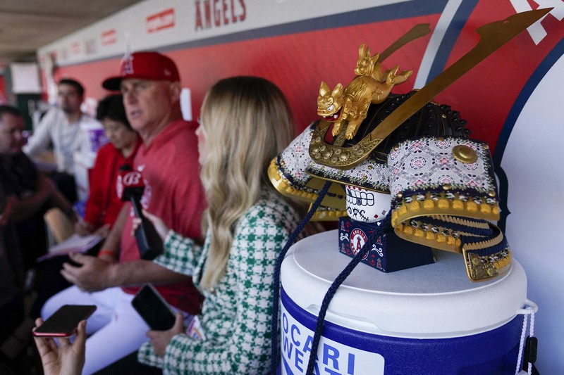 大谷翔平かぶと」ふるさと納税の返礼品に 鹿児島・薩摩川内 | 毎日新聞