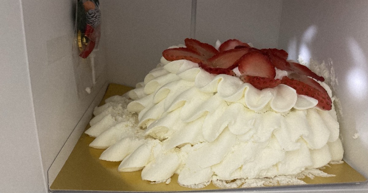 高島屋のクリスマスケーキ「届いたらぐちゃぐちゃ」 苦情370件 [写真