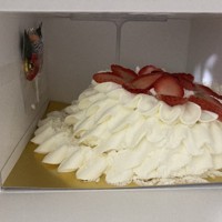 高島屋のクリスマスケーキ「届いたらぐちゃぐちゃ」 苦情370件 [写真