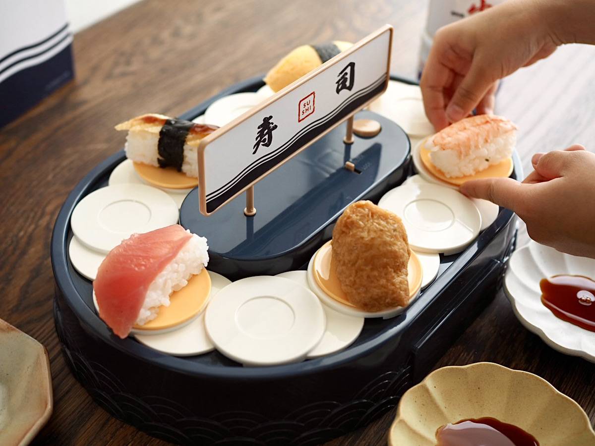 話題のスリコ「電動回転寿司キット」徹底レビュー！お寿司以外の楽しみ