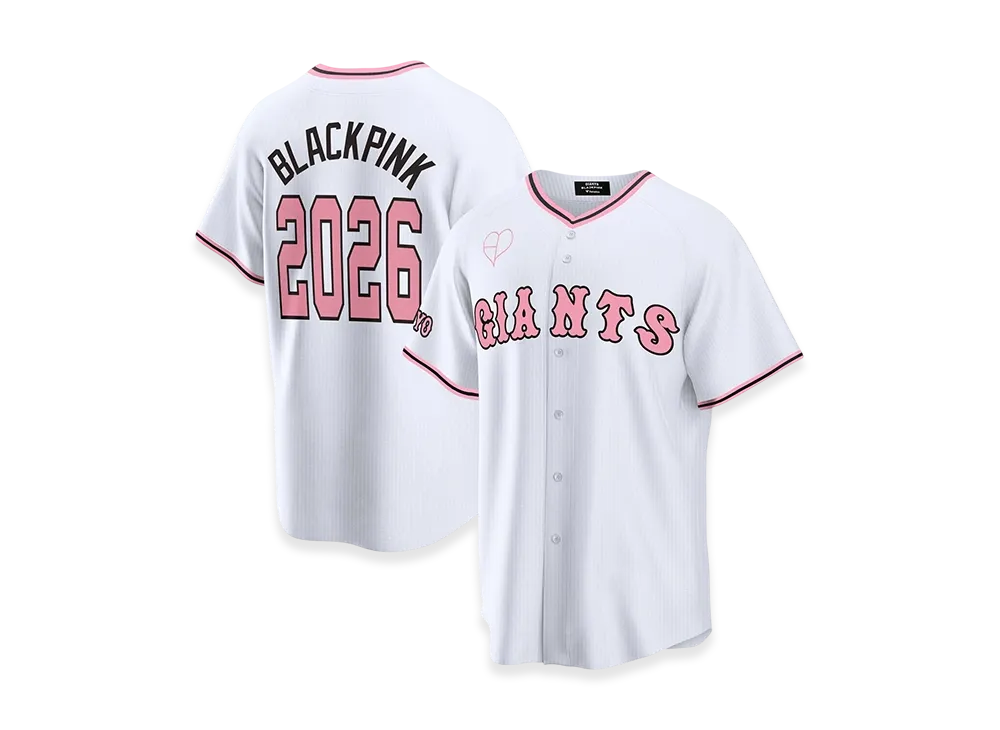 BLACKPINKワールドツアー記念！読売ジャイアンツ&FC東京との最新コラボ