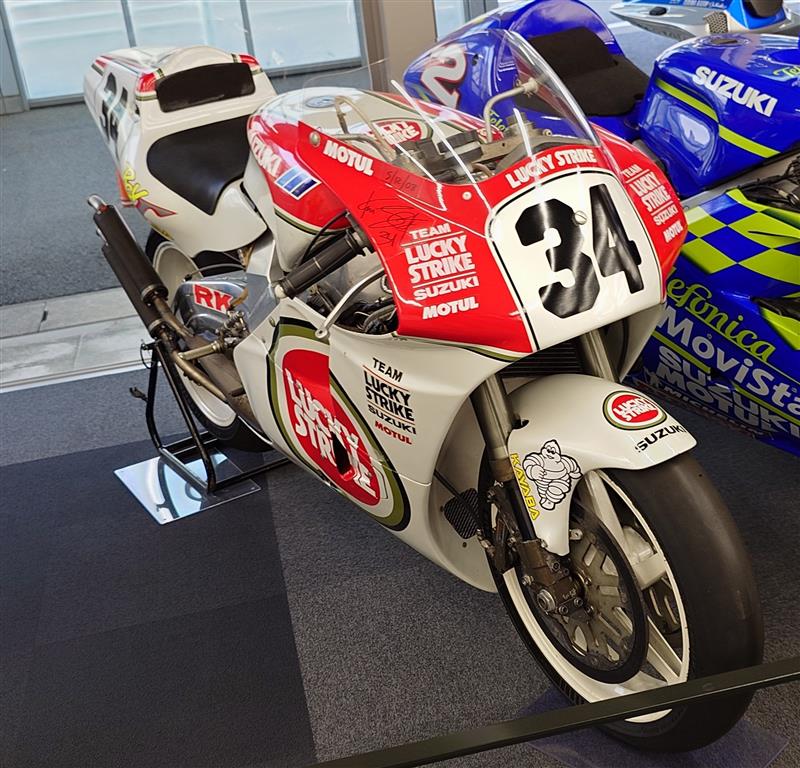 🏍️浜松のスズキ歴史館でケビン・シュワンツのRGV-Γ500を見てきた
