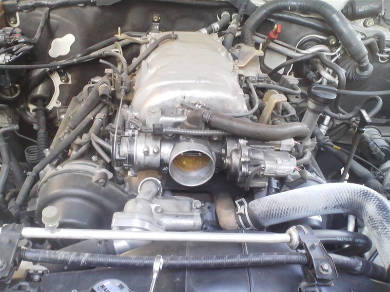 ヘッドカバーガスケット交換（トヨタ ランドクルーザー100・100系）by