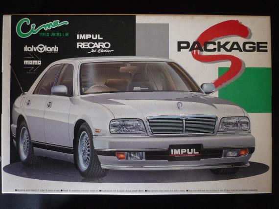 番外編）Y32シーマのプラモデル製作 その1♪（日産 シーマ・Y32）by