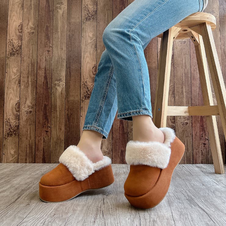 フェイクファー プラットフォーム もこもこサボサンダル[品番