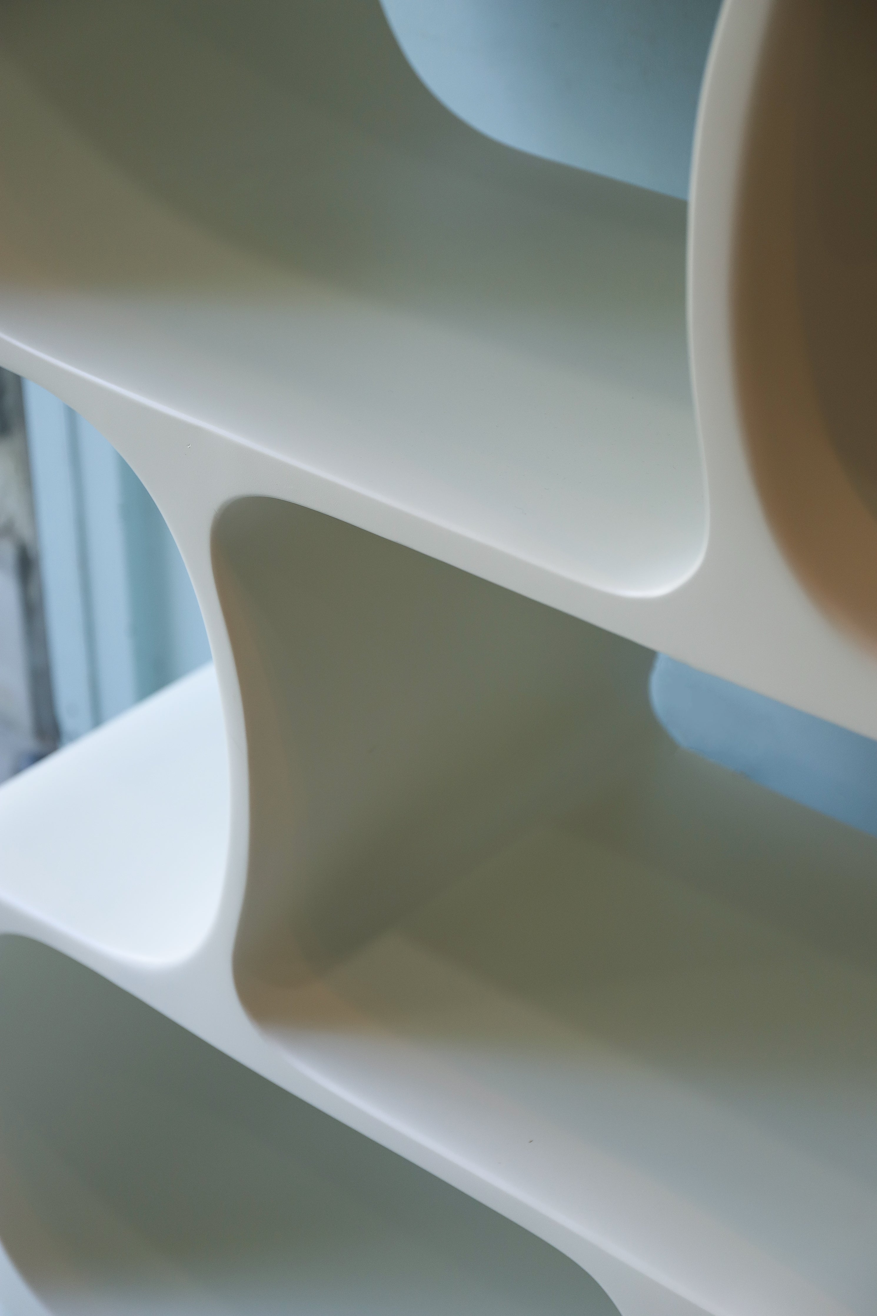 ミッドセンチュリーデザイン ドラゴンシェルフ スペースエイジ FRP