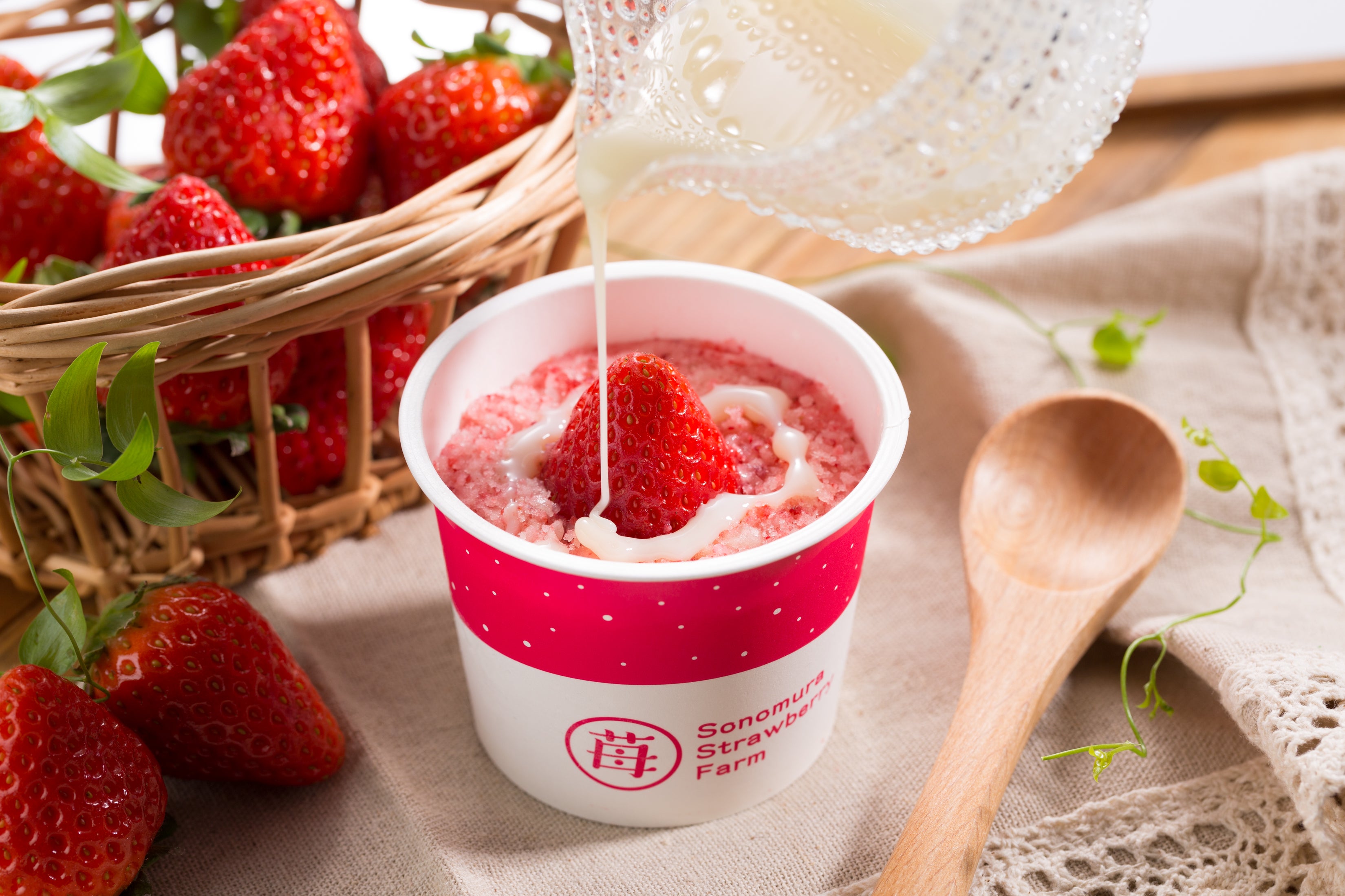 冷凍いちご「さら苺」 – 園村苺園