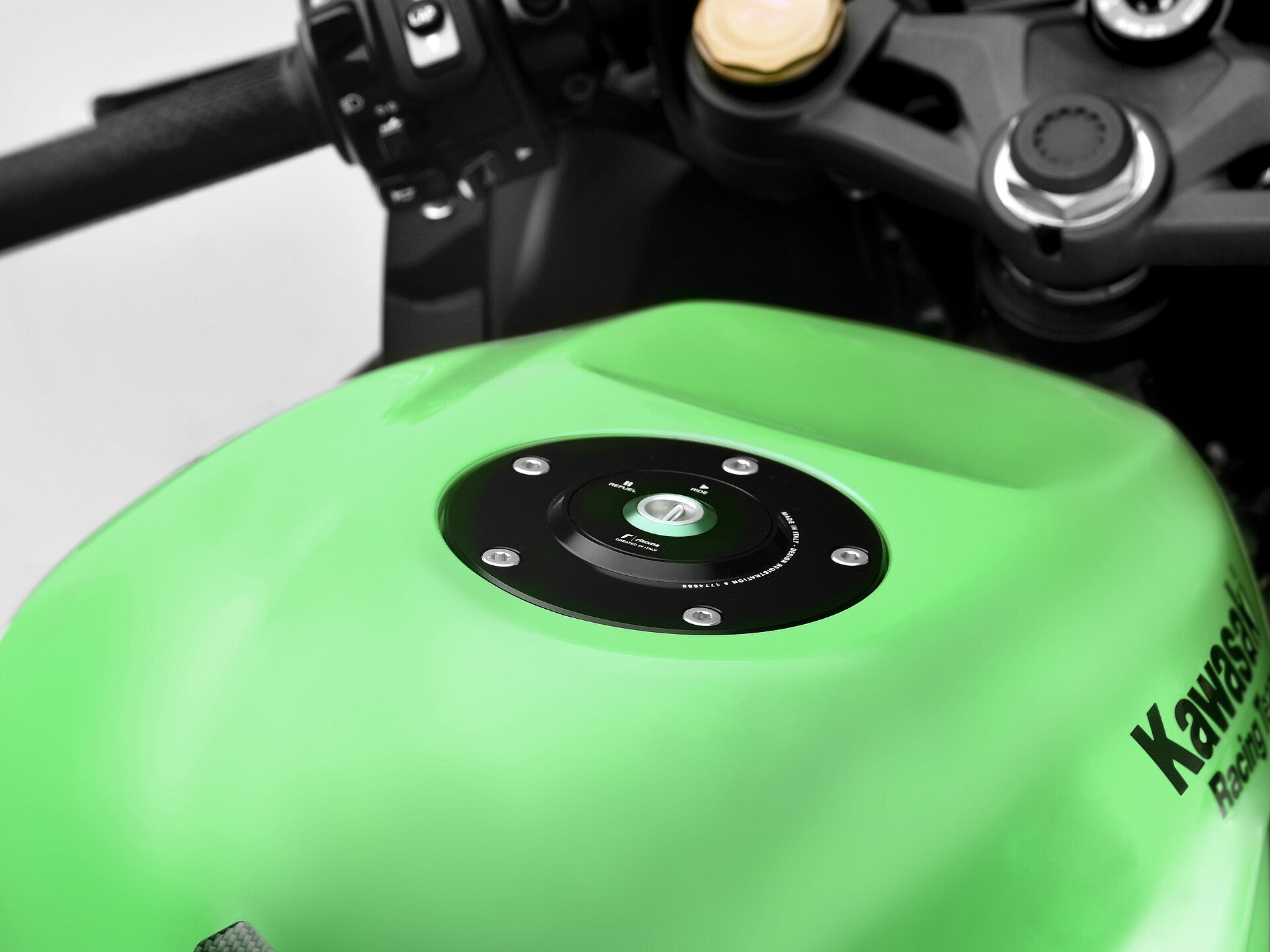 Ninja ZX-4RR (2024 - 25) – rizoma Japan