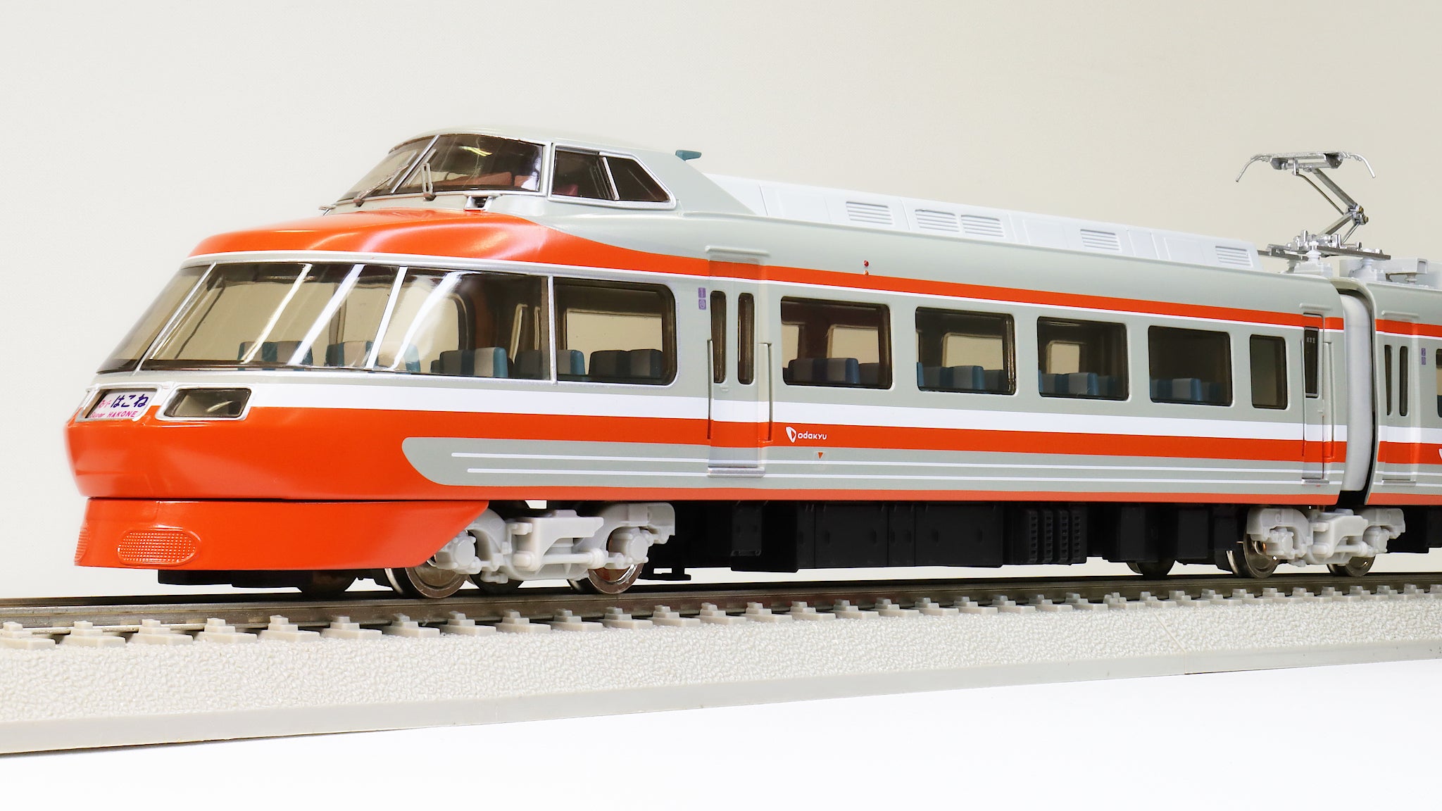 小田急ロマンスカー 7000形LSE プラスティック製 16番ゲージ[1:80