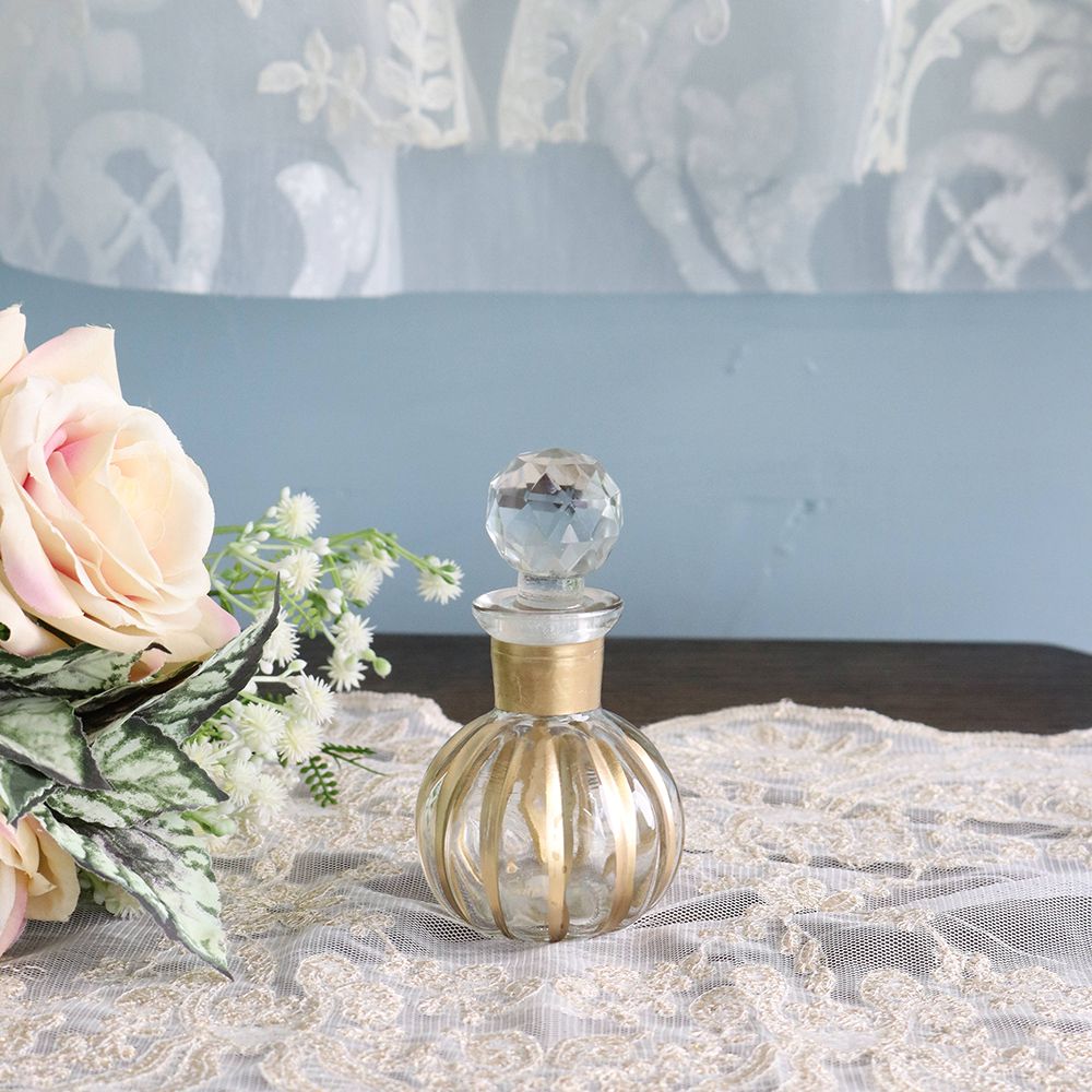 可愛らしい丸い形♪ ガラス香水ビン TO1-M15-1052 – アンティーク家具