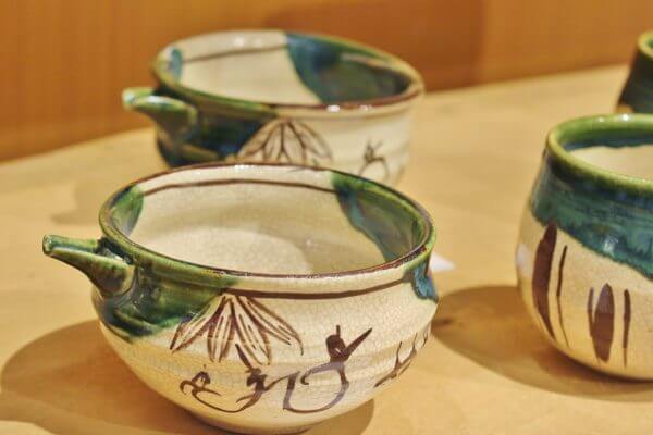平安時代から続く赤津焼の歴史や特徴、窯元から通販サイトまで