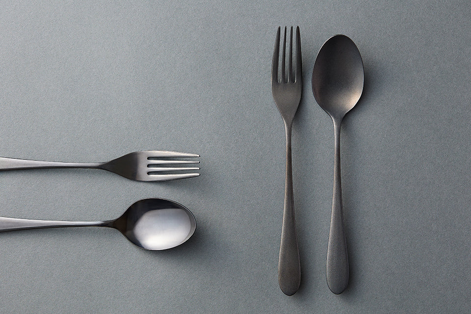 96（KURO） スプーン 大 (ざらざら) [6]｜Discover Japan 公式