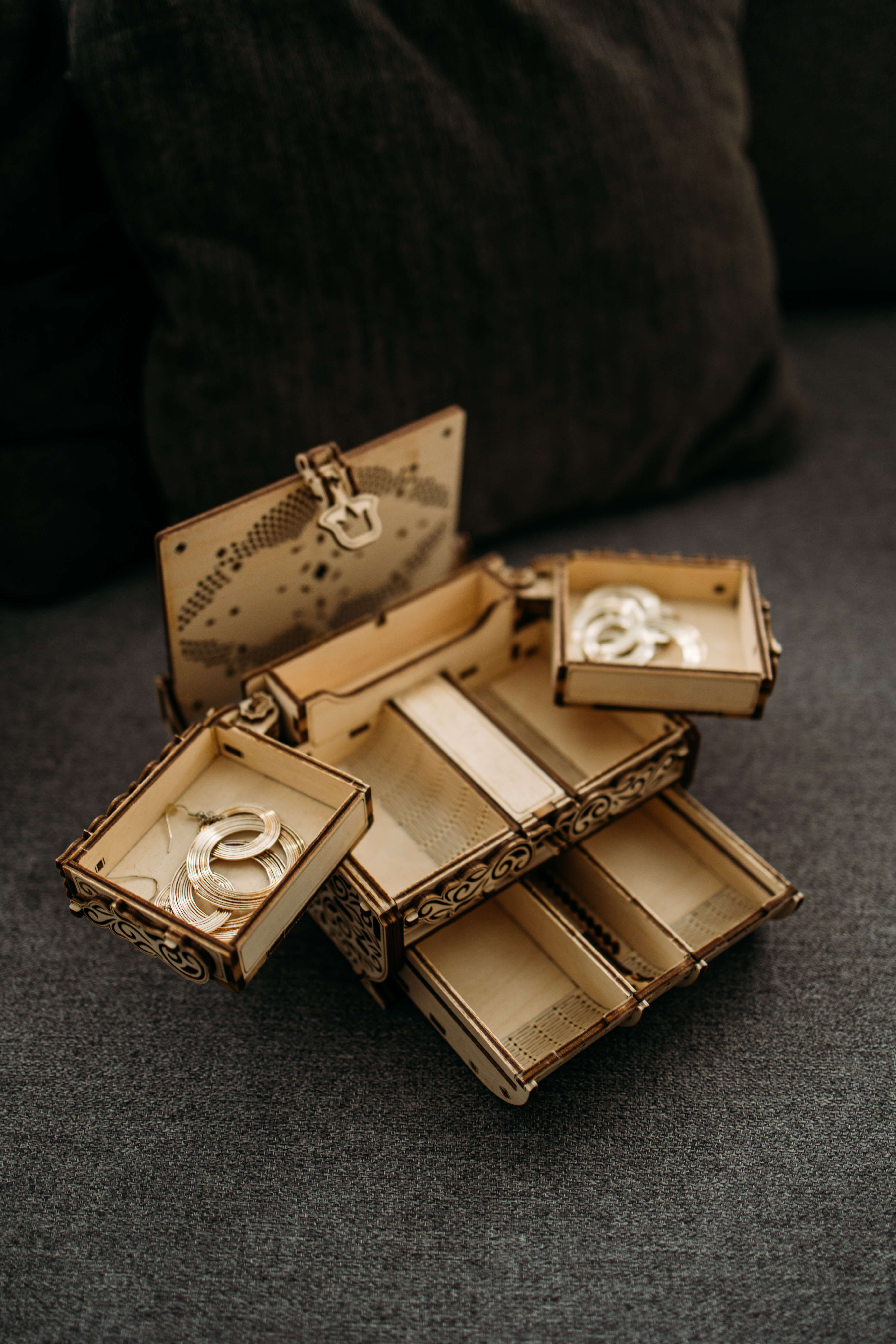 Treasure Box - 3D wooden mechanical model kit by WoodTrick.