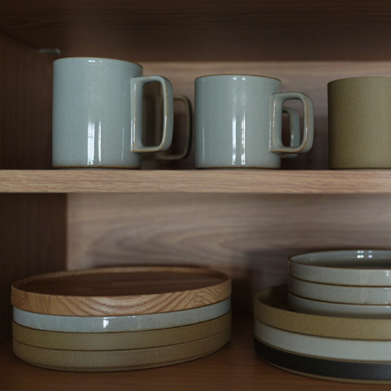 HASAMI PORCELAIN Plate 22cm HP004