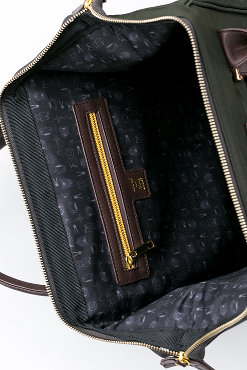 リヴァイ モデル リュック バッグ 進撃の巨人 進撃の巨人