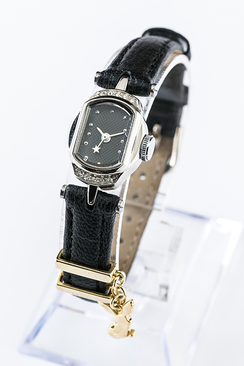 TVアニメ『D.Gray-man HALLOW』より、アレンイメージの腕時計&団服