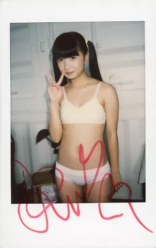 黒宮れい 直筆サイン入り チェキ 3枚セット Yahoo!オークション - 黒宮れい 直筆サイン入り 現場 チェキ