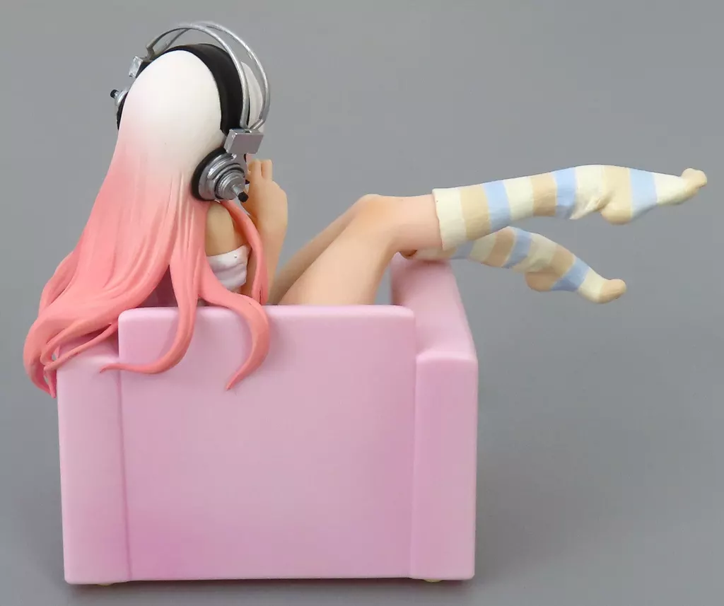 ★すーぱーそに子　生活密着取材　おやつタイム　フィギュア 楽天市場】SUPER SONICO すーぱーそに子 そに子ちゃん 生活密着取材