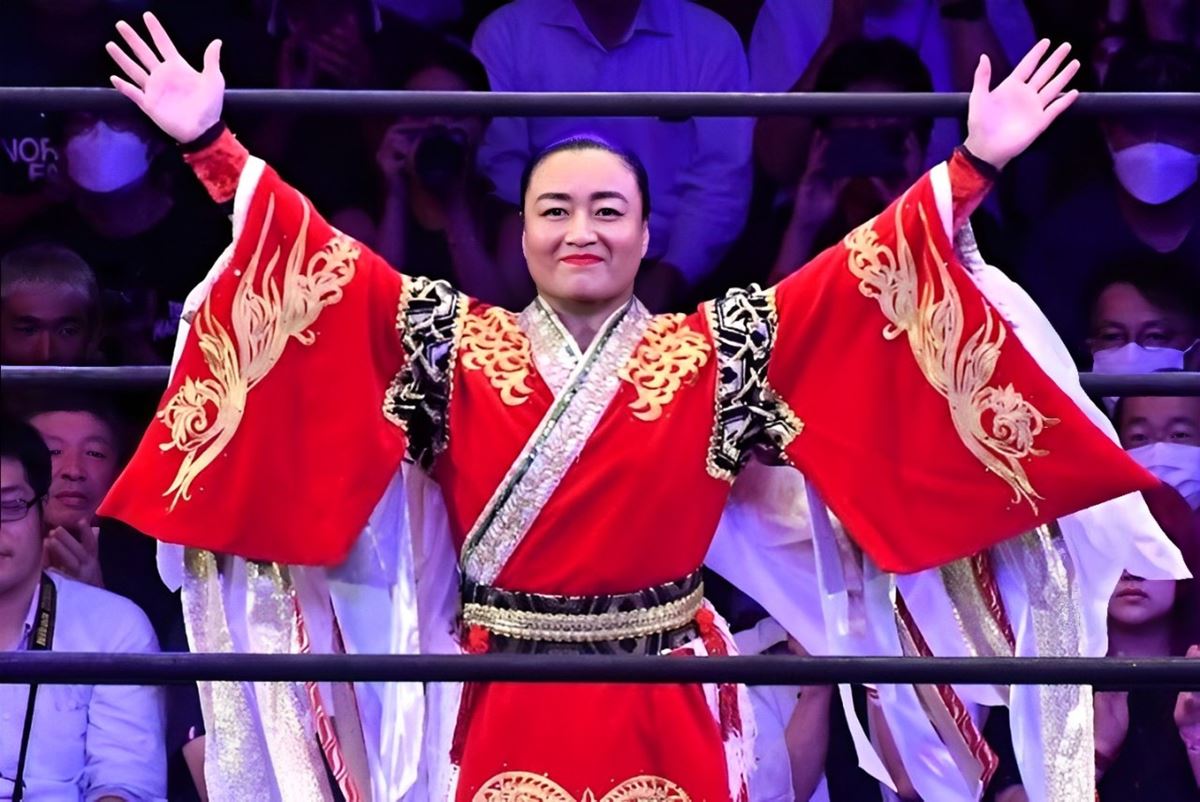 仙女】「女子プロレス界の横綱」里村明衣子、引退試合を来年4月29日(火