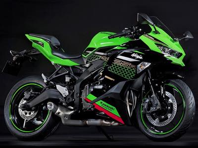 カワサキ ニンジャZX-25R 福岡県 福岡空港店 | レンタルバイクに乗る