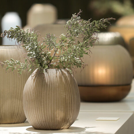 Vase Nagaa M | smoke grey - NU PUUR & GROEN B.V.
