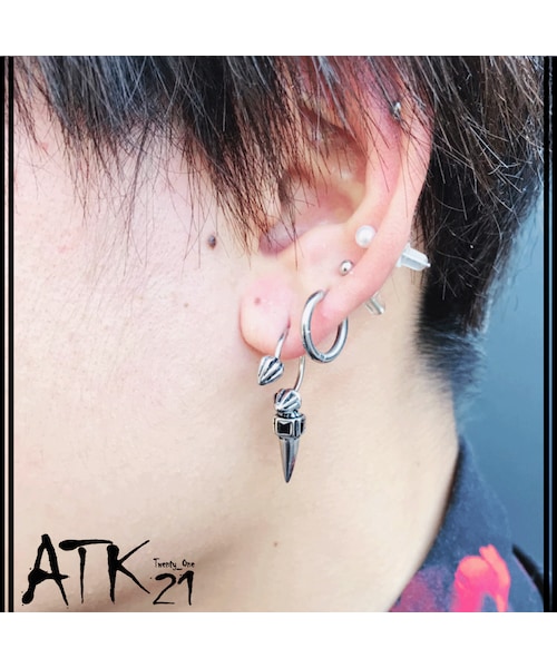 no brand（ノーブランド）の「片耳用（1個売り）フープバーベルピアス