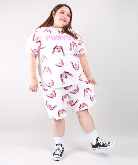 NAOMIチャン総柄Tシャツ[商品：PN21SS-057] - PUNYUS Online Store