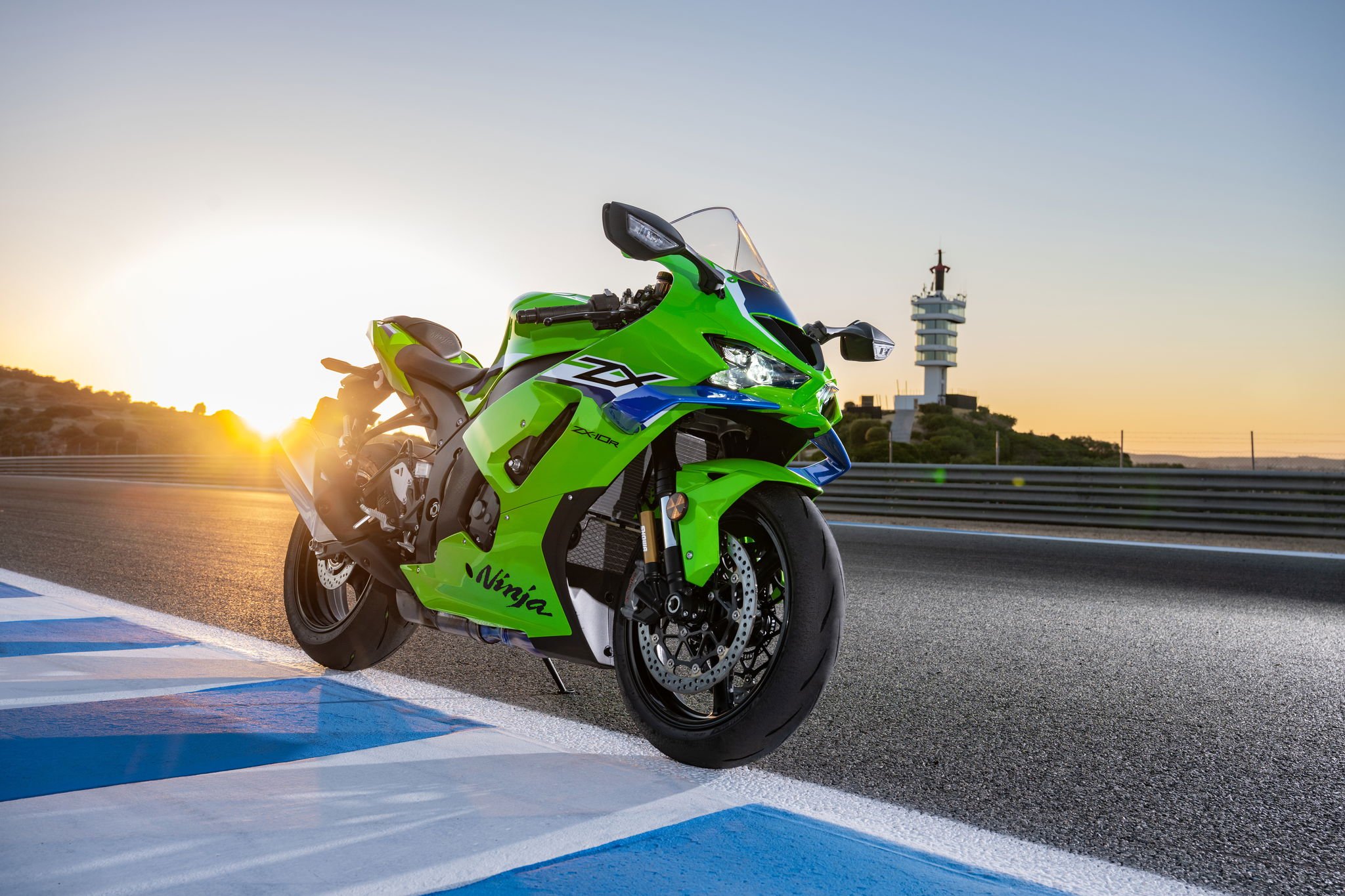 Kawasaki updates Ninja ZX-10R for 2026 | Visordown