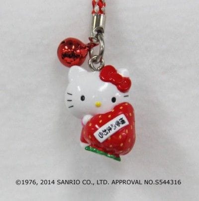 福岡限定】「名物あまおうをPRするはずが……我慢できずにかじっちゃった