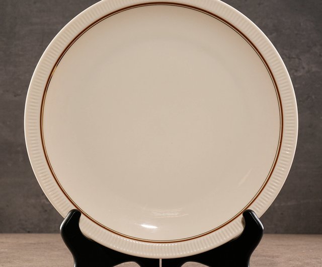 台湾 ドイツ アルツベルグ シンプルな立体模様のおしゃれプレート/深皿