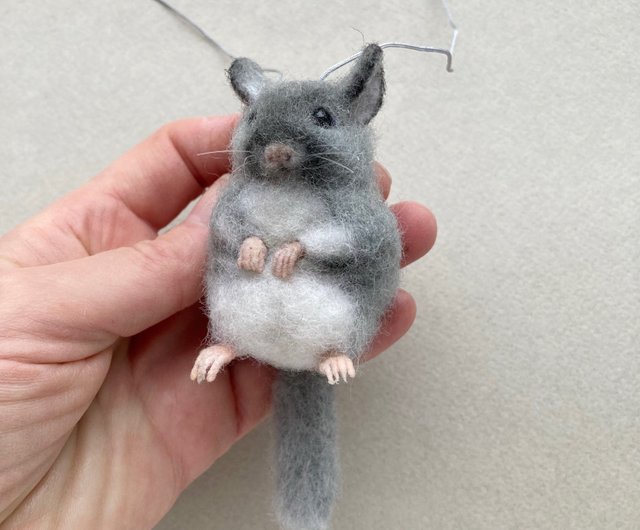 ベラルーシ チンチラ ネックレス ペンダント 女性用 ニードルフェルト