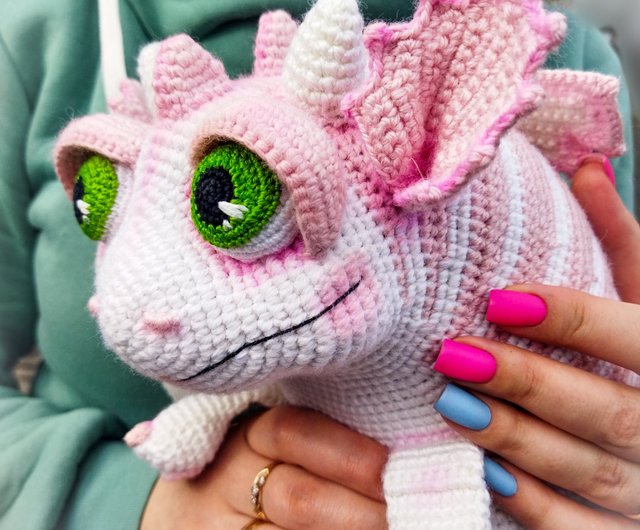 ベラルーシ 【デジタル】生まれたばかりの赤ちゃんドラゴン マシュマロ