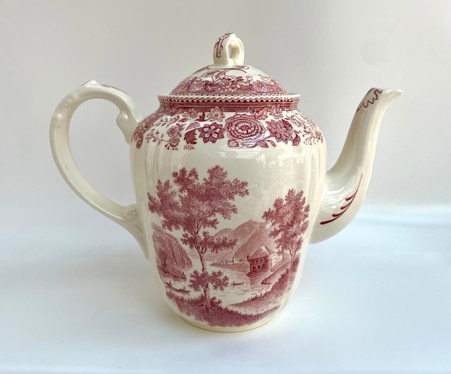 Belgium Villeroy & Boch Burgenland Red Dinner Service Coffee/Tea