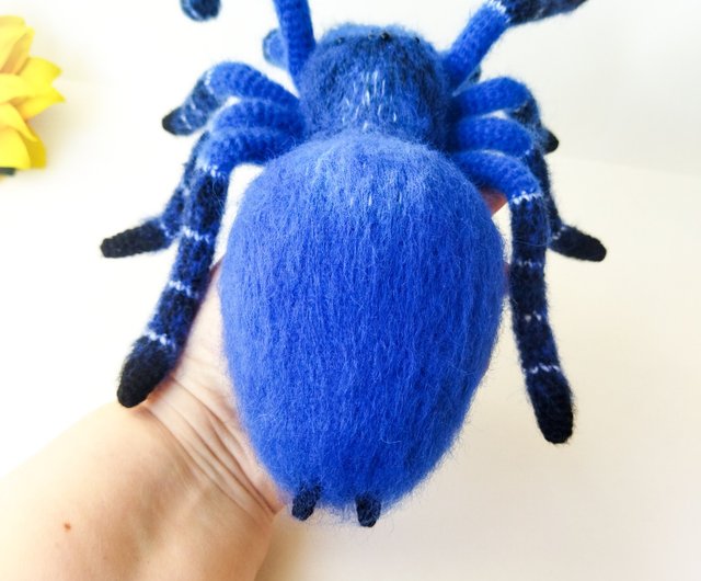 ベラルーシ 鳥を食べるタランチュラ ブラック ブルー グッズかぎ針編み