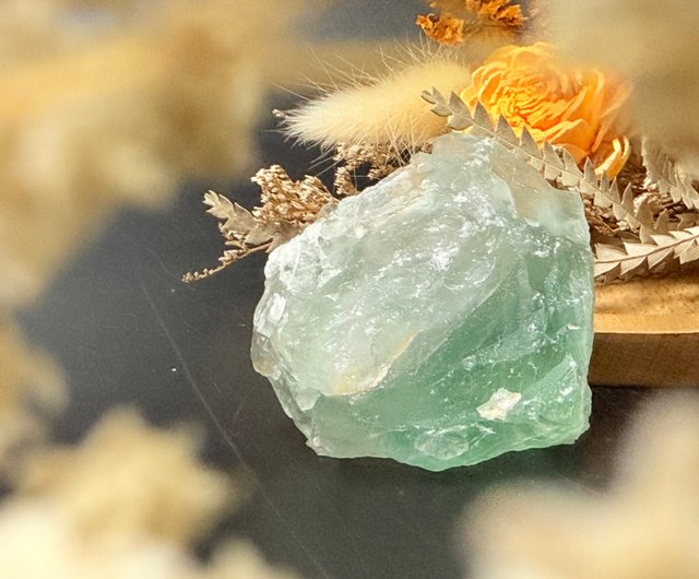 送料無料】台湾 グリーン石鉱山跡 エメラルドグリーン 水彩 虹色 光 山