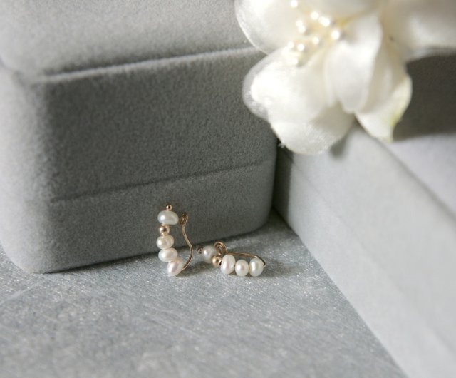 台湾 微笑みパールピアス ノンホールピアス 耳にフィット JoyJoyGem