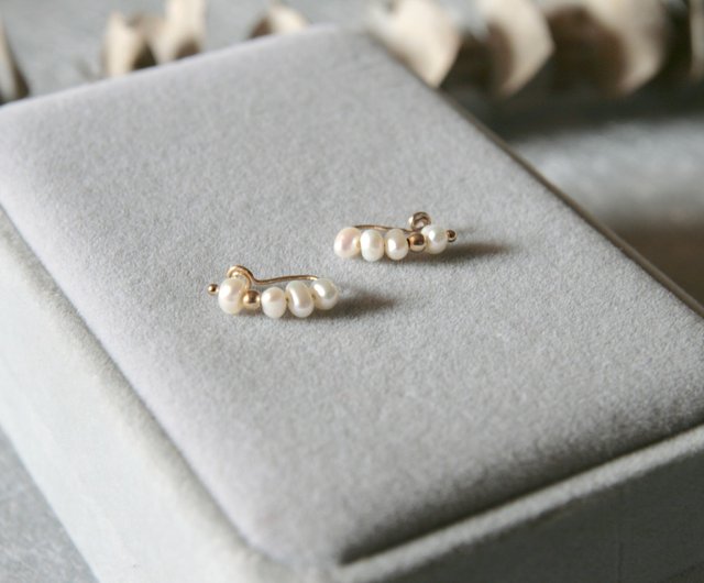 台湾 微笑みパールピアス ノンホールピアス 耳にフィット JoyJoyGem