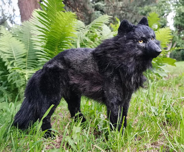 アゼルバイジャン オオカミ ウォーロック リアルな動物のぬいぐるみ