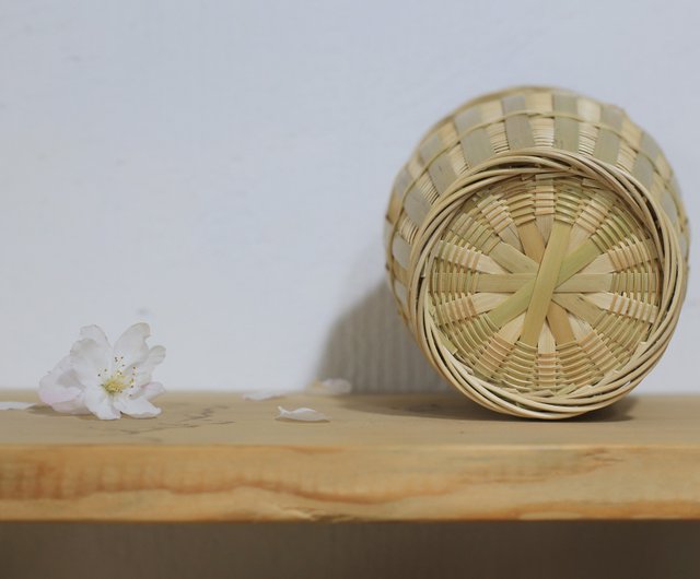 12%OFF】竹編みシリーズ | 竹編み花器 | 防漏瓶入り水瓶 | 伝統民芸品