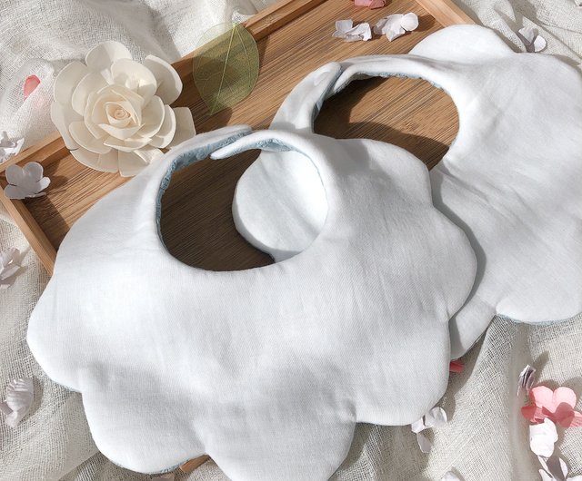 Baby bib / お花刺繍のもくもくスタイ FUJI -Handmade- | スタイ - Pinkoi