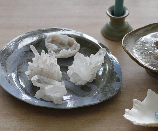 台湾 純手作りブルーマーブル模様（プードル模様）陶器浅皿 バニー