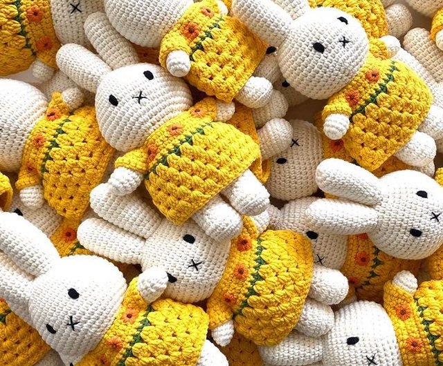 台湾 オランダから輸入したミッフィー【ゴッホひまわりシリーズ