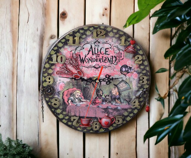 ウクライナ 不思議の国のアリス 壁掛け時計 ティーパーティー マッド