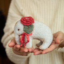 50%OFF】ウクライナ アーティストの小さなピンクの象の手作り