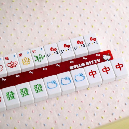 台湾 まちゅ×ハローキティ 合同麻雀セット MACHILL - Pinkoi