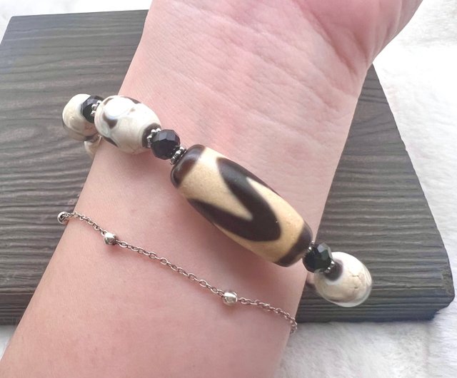 台湾 覚護 - 小年份 手工虎牙鶏骨白カルシウム化三眼天珠ブレスレット