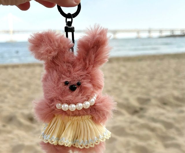 台湾 手作りふわふわうさぎチャーム ぬいぐるみ バッグチャーム
