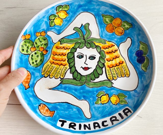 絵皿 20cm マヨリカ焼き トリナクリア シチリア イタリア陶器 壁掛け