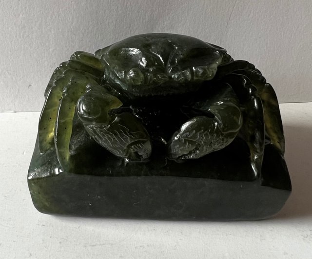 送料無料】台湾 天然丹グリーン凍石彫刻カニ石東石寿山石愛葉グリーン