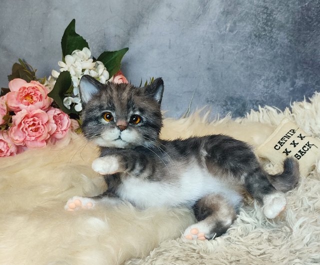 ウクライナ 子猫 リアルで美しい小さなぬいぐるみ アートドール